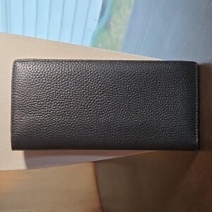 LAVEMI BLACK TEXTURED LEATHER WALLET
